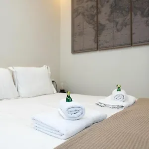 https://apt-luxury-jacuzzi.hotelsinnerja.org